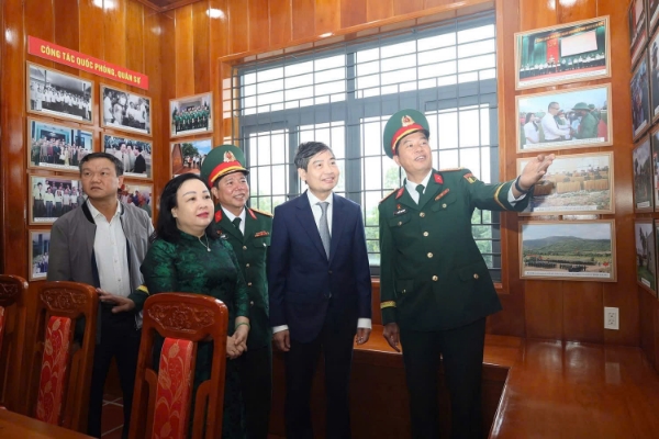 Hình ảnh cho bài viết Phú Yên: Khánh thành công trình Nơi thành lập Lực lượng vũ trang tỉnh